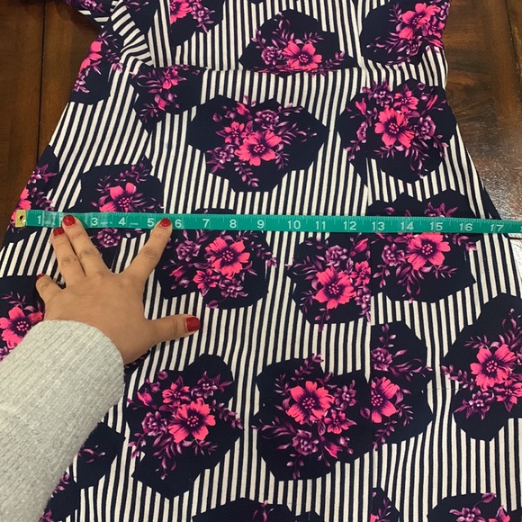 3 for $15 Sugar Lips dress - Picture 7 of 8